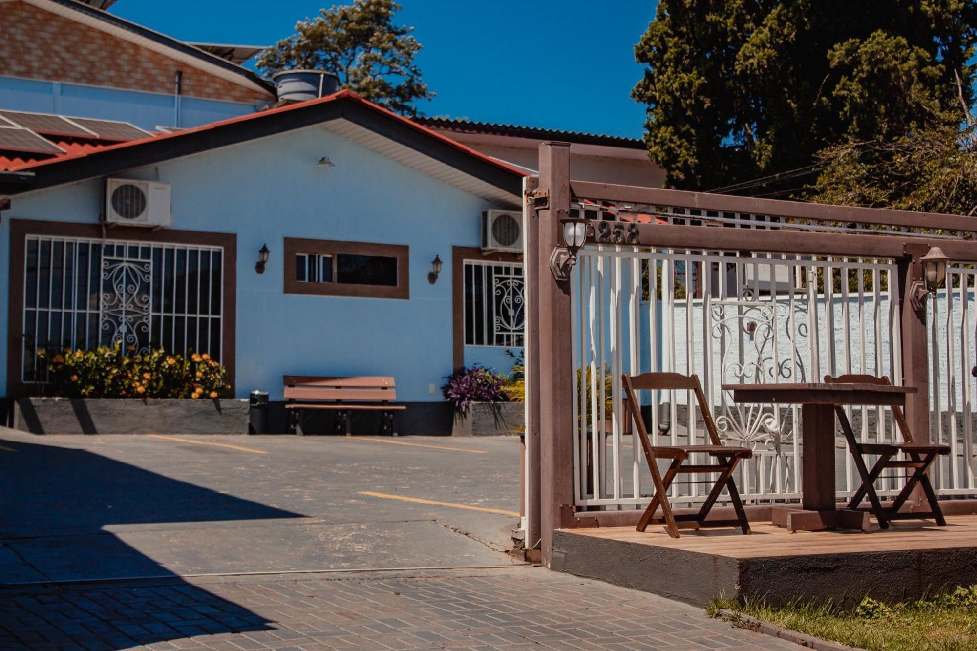 Pousada Iguassu Charm Suites ฟอสดูอีกวาซู ภายนอก รูปภาพ