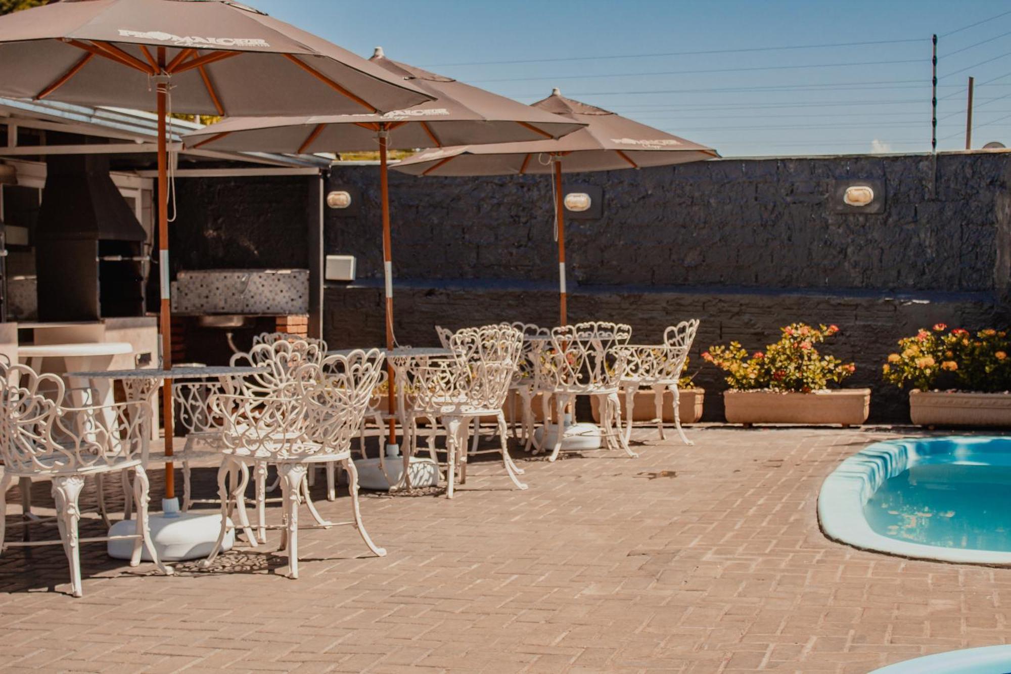 Pousada Iguassu Charm Suites ฟอสดูอีกวาซู ภายนอก รูปภาพ