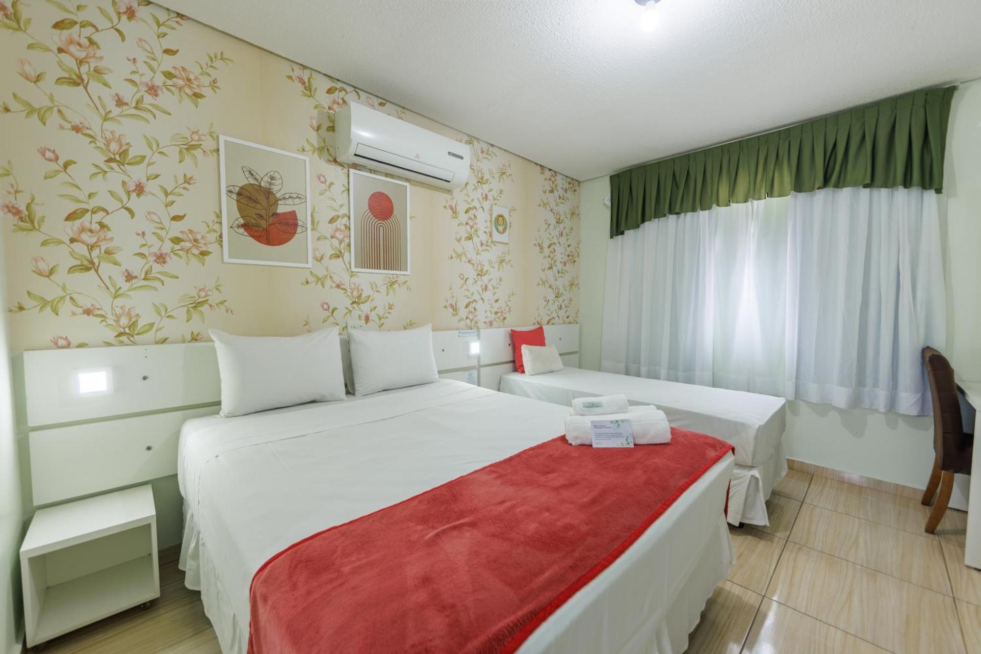 Pousada Iguassu Charm Suites ฟอสดูอีกวาซู ภายนอก รูปภาพ